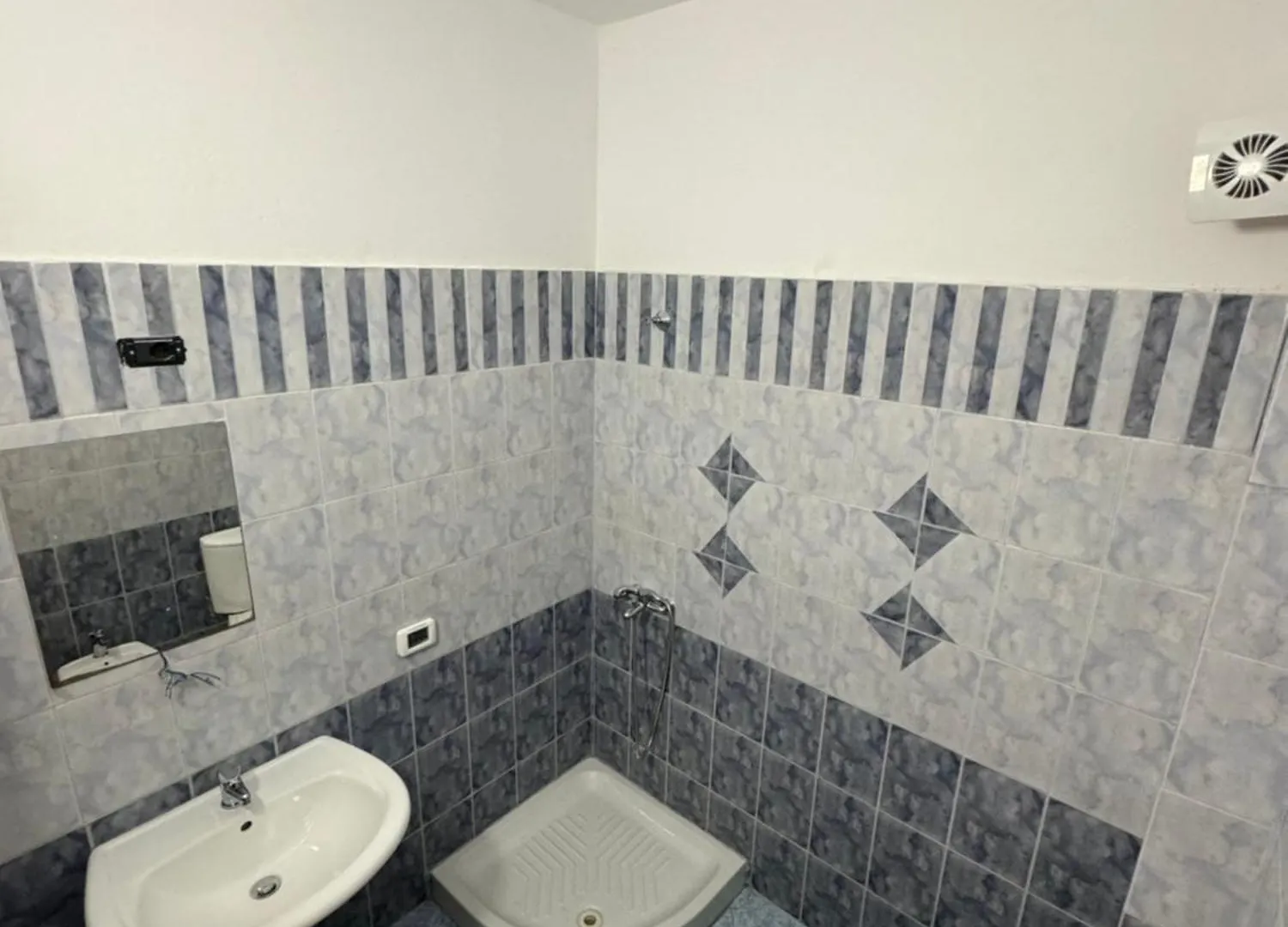 Laerti'S Apartament Vlore 0*,  Albania