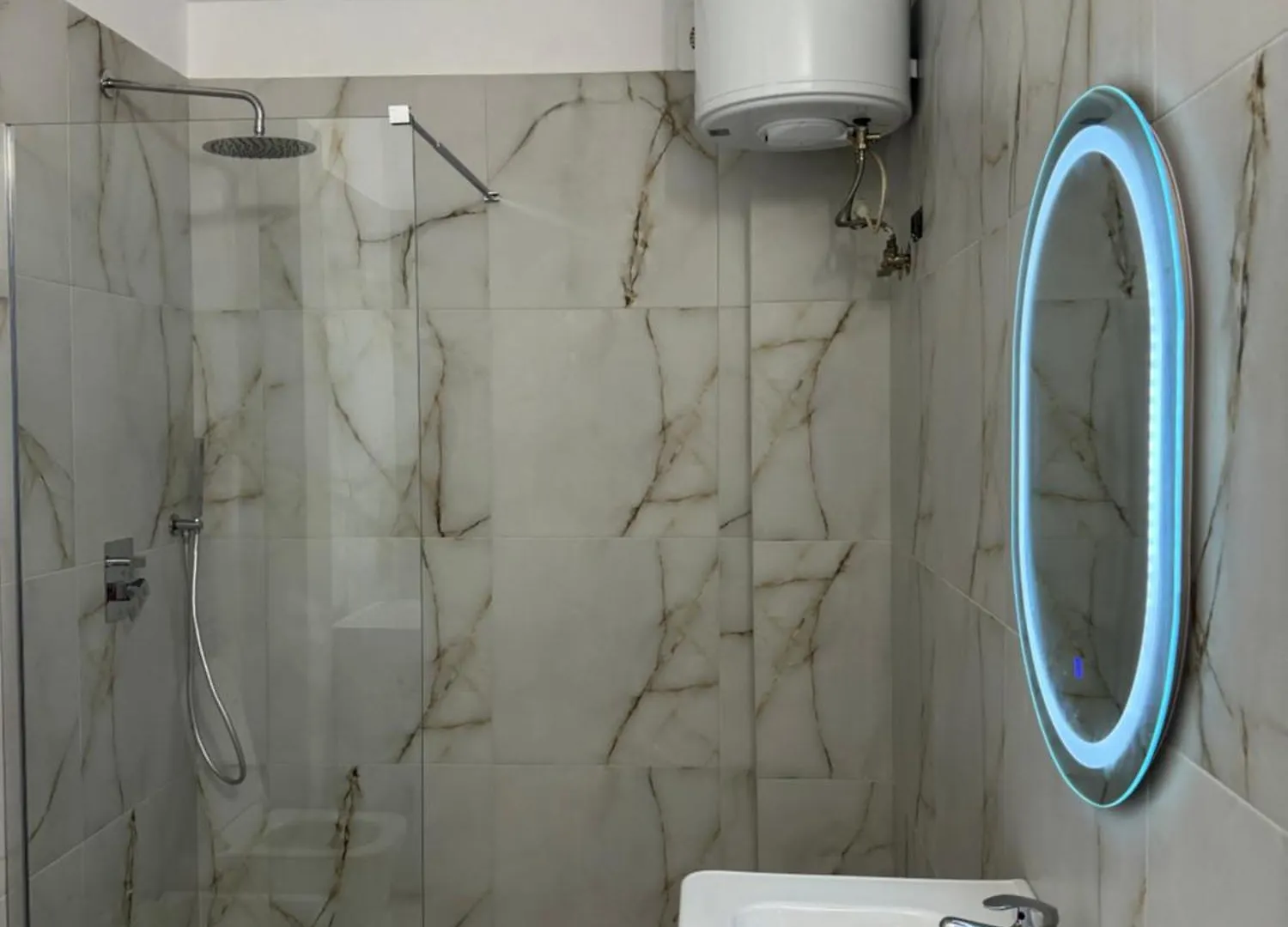 Laerti'S Apartament Vlore Albania