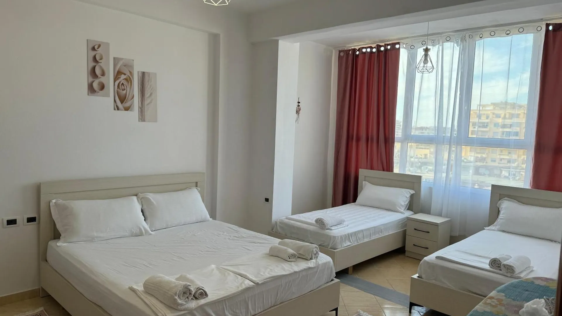 Laerti'S Apartament Vlore Apartment