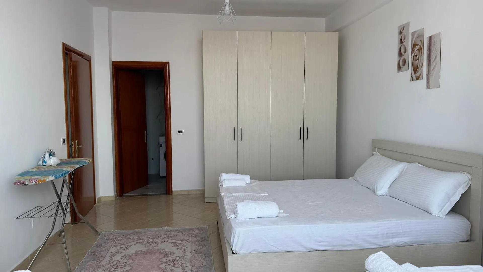 Laerti'S Apartament Vlore Apartment